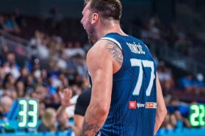 lck直播入口 -关于今晨突围战来临；洛杉矶快船围绕意大利杯刷新队史纪录；话题不断；训练强度明显提升的信息