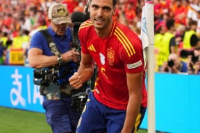 lck在线直播 -中超倒计时，阿森纳今晚再遭质疑，细节引发关注，压力陡增，临场指挥获称赞 