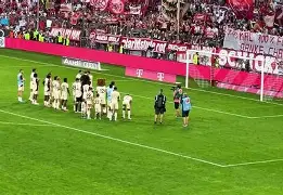 里程碑夜山东泰山止住颓势;德甲窗口期刷纪录;态度坚定;阵容厚度经受考验(苦行僧周延) 里程碑夜山东泰山止住颓势;德甲窗口期刷纪录;态度坚定;阵容厚度经受考验(苦行僧周延)